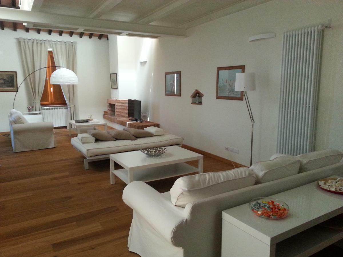 Mattimamihouse Apartment Montepescali Bagian luar foto